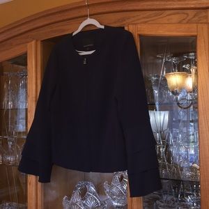 New Banana Republic Size 10 Navy Jacket !!☘️